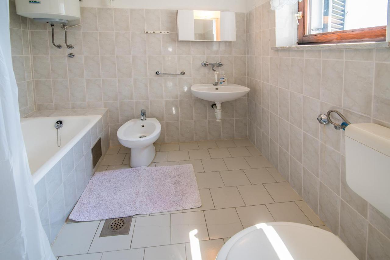 Kuca Za Odmor Kornic Villa Buitenkant foto