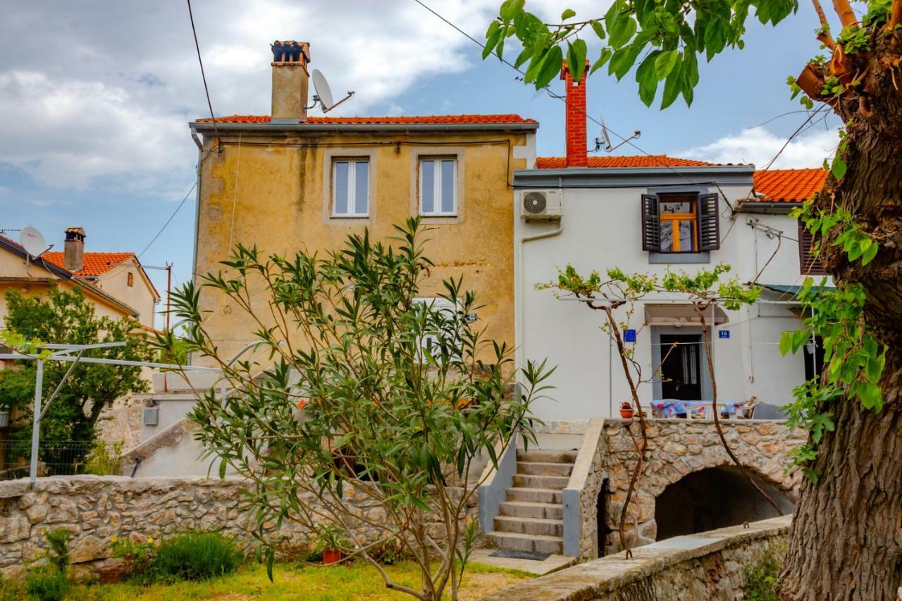 Kuca Za Odmor Kornic Villa Buitenkant foto