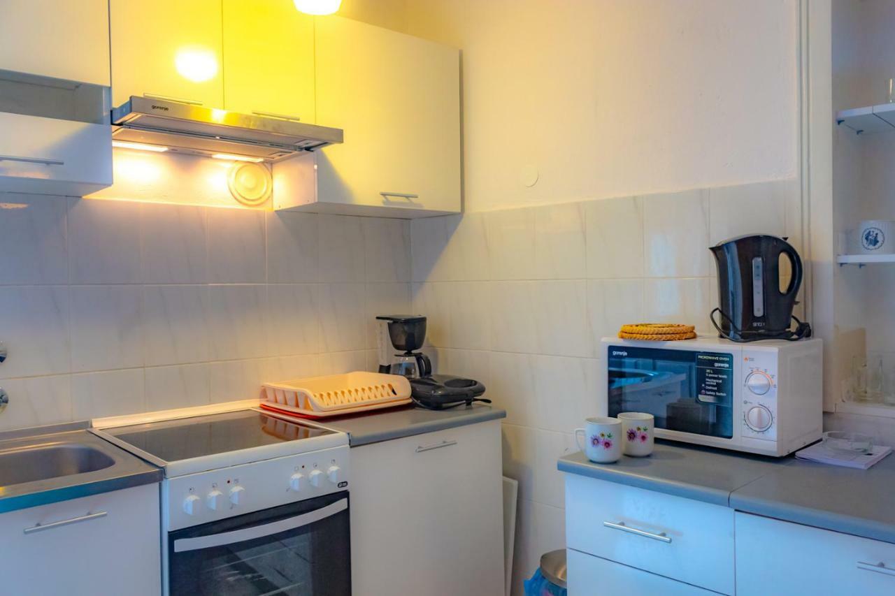 Kuca Za Odmor Kornic Villa Buitenkant foto